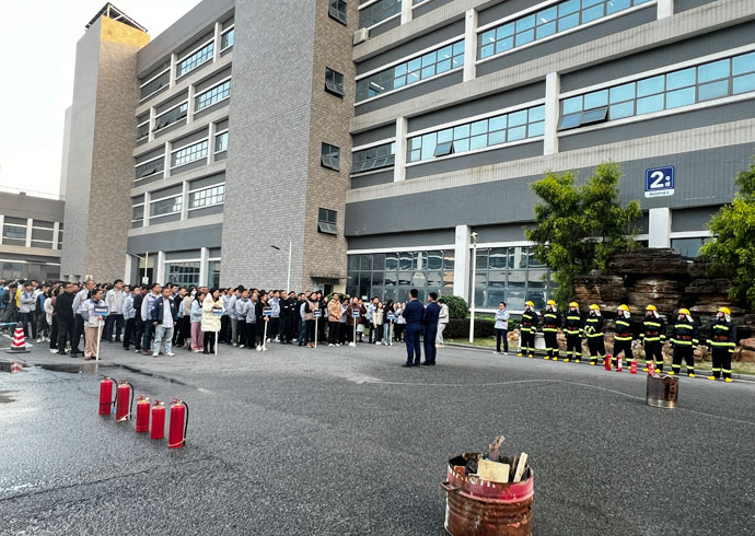 云顶yd222线路检测中心科技开展消防安全应急演练